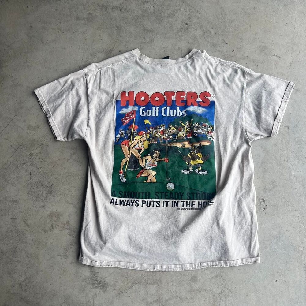 Hooters Golf Club Tee Mens size Xl Funny y2k